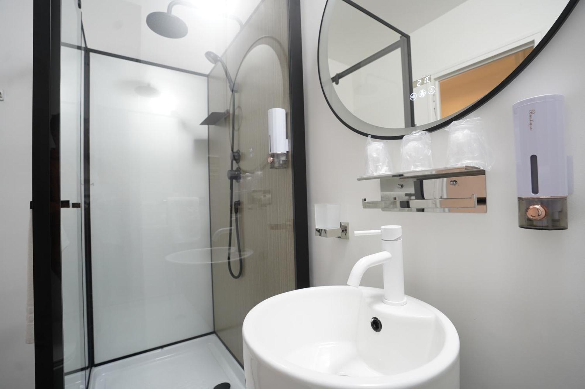 Anais Hotel Bourges Nord Saint-Doulchard Екстериор снимка