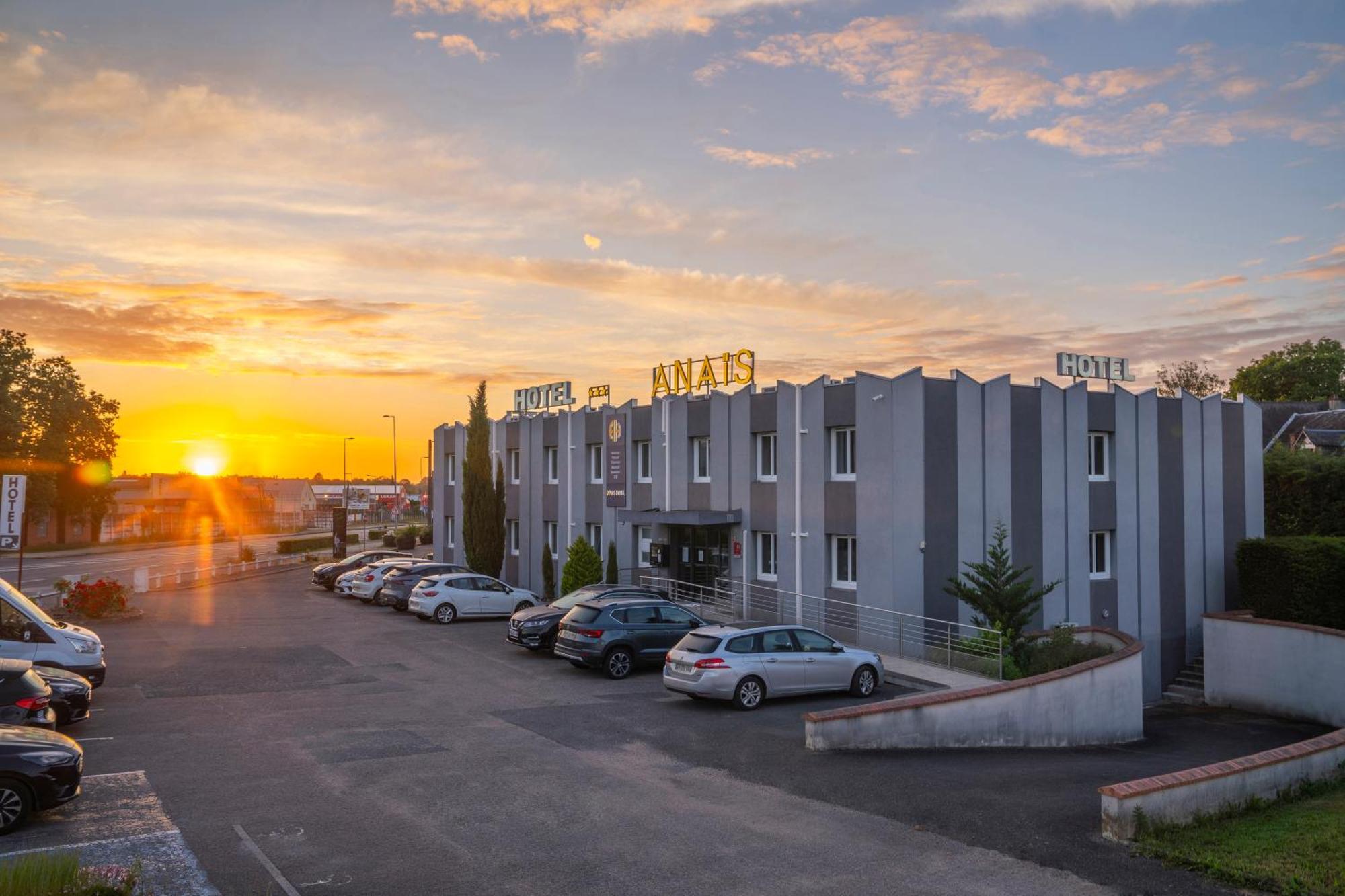 Anais Hotel Bourges Nord Saint-Doulchard Екстериор снимка