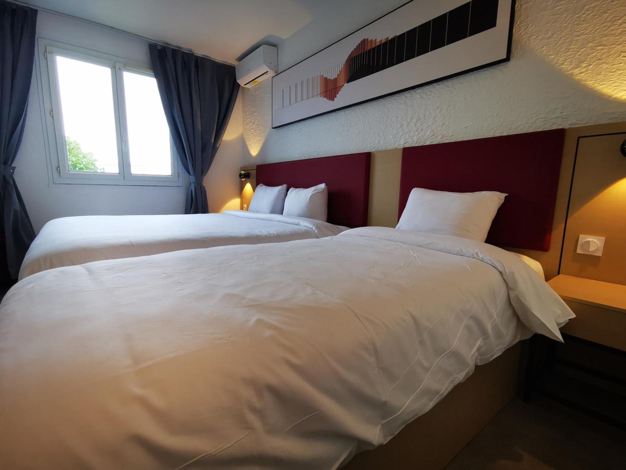 Anais Hotel Bourges Nord Saint-Doulchard Екстериор снимка