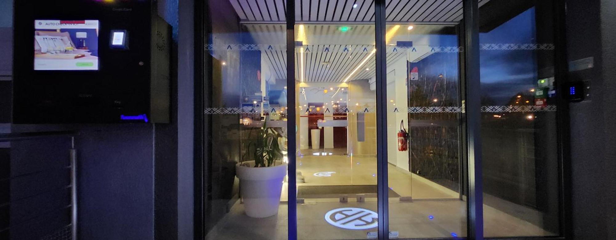 Anais Hotel Bourges Nord Saint-Doulchard Екстериор снимка